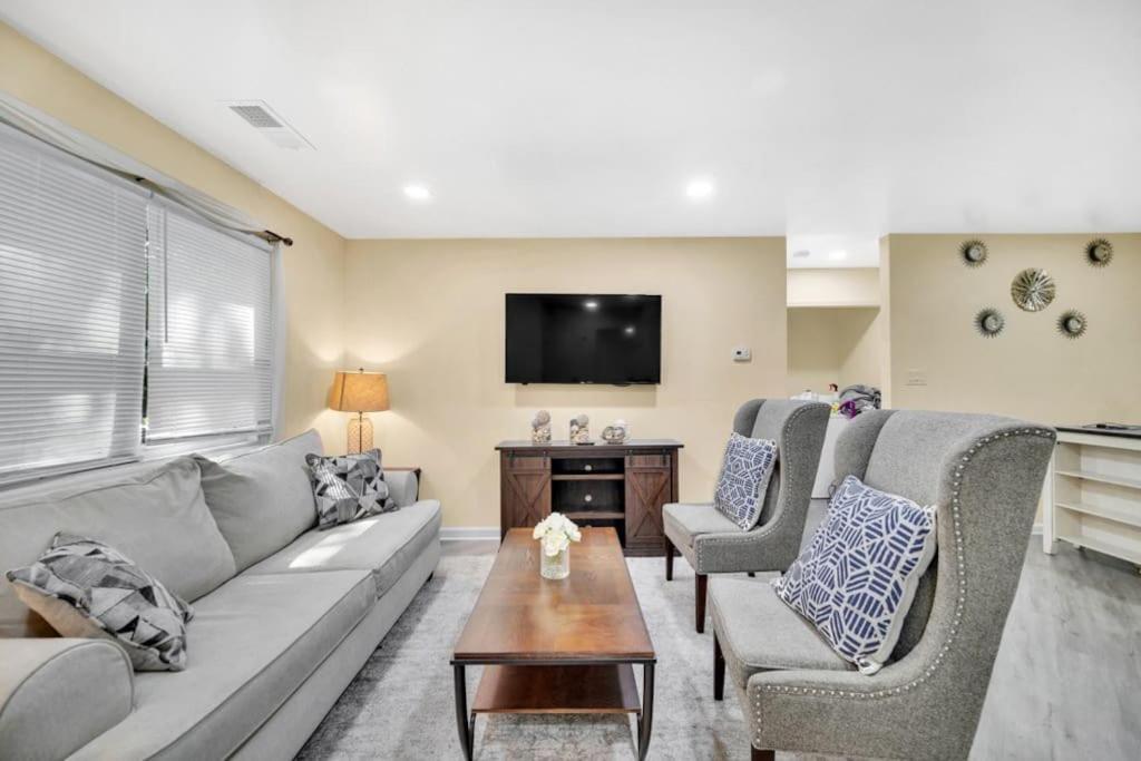 שרלוט Cozy 2 Bedroom Pineville-Matthews Duplex Sleeps 8 מראה חיצוני תמונה