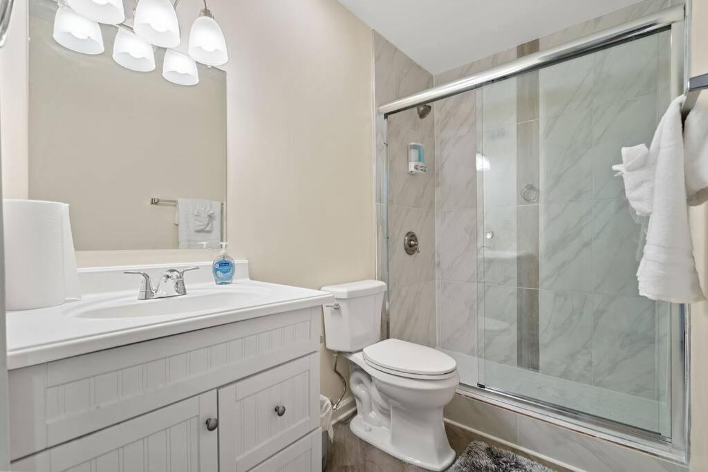 שרלוט Cozy 2 Bedroom Pineville-Matthews Duplex Sleeps 8 מראה חיצוני תמונה