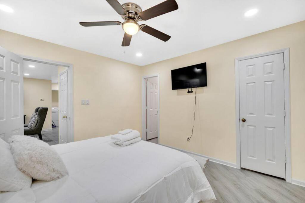 שרלוט Cozy 2 Bedroom Pineville-Matthews Duplex Sleeps 8 מראה חיצוני תמונה