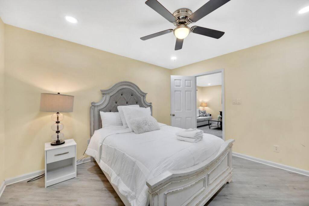 שרלוט Cozy 2 Bedroom Pineville-Matthews Duplex Sleeps 8 מראה חיצוני תמונה